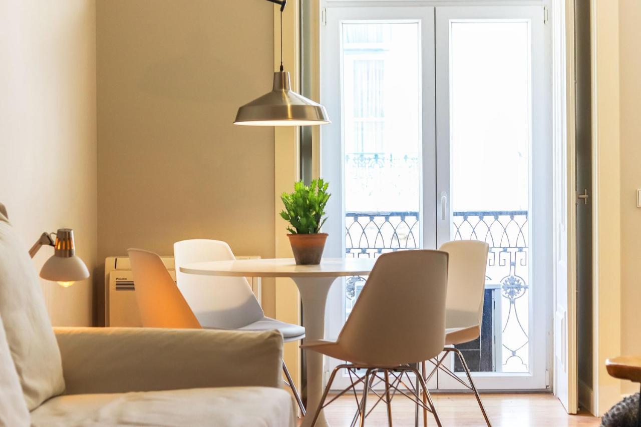 Modern Chiado By Homing Apartment Lisbon Luaran gambar